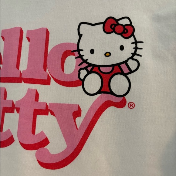 Hello Kitty White Graphic Print Crewneck Sweatshirt. Size XS. Great Condition. - Picture 6 of 6